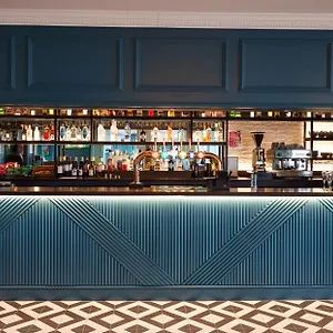 https://thistle-london-heathrow.brighton-hotels-england.com